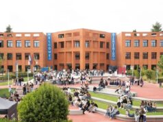 UAX se destaca en farmacia en el ranking de la Fundación CyD