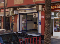 Los vecinos de Paterna celebran el 5º premio de la Lotería de Navidad 2024