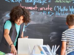Ignite y su impacto en la educación de habla hispana con programas STEM y la IA educativa Ignite Copilot