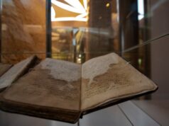 La literatura brilla en Diriyah, Hay Festival y Medellín: tres encuentros imprescindibles