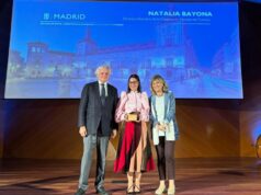 Natalia Bayona recibe un reconocimiento del Ayuntamiento de Madrid por su impacto positivo