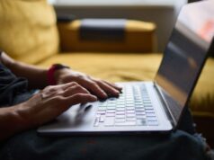 El programa Esenciales de Fundación ONCE forma a miles de personas con discapacidad