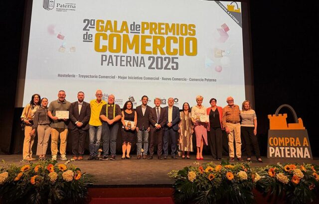 Paterna_resalta_el_dinamismo_de_su_comercio_local_en_la_II_Gala_de_Premios.jpg