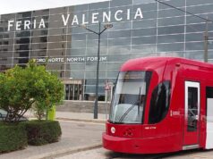 Una avalancha de eventos en Feria Valencia obliga a ampliar el servicio de tranvía