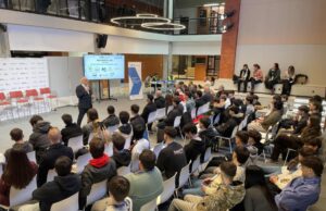 Hackathon de FUAX destaca la tecnología al servicio de la sociedad