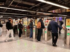 Metrovalencia moderniza su acceso con nuevas máquinas de validación en la estación de Colón
