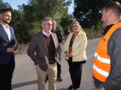 Miguel Barrachina Anuncia Inversión de 35 Millones de Euros para Mejorar Caminos Rurales y Fomentar la Economía Agrícola