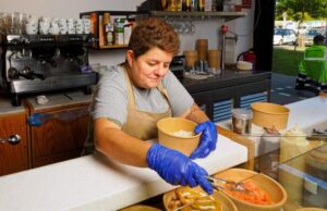 El impago de 153 millones agrava la situación de los centros de empleo, denuncia Dincat