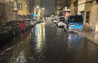 La Canyada se harta: el agua sigue anegando calles tras cada tormenta