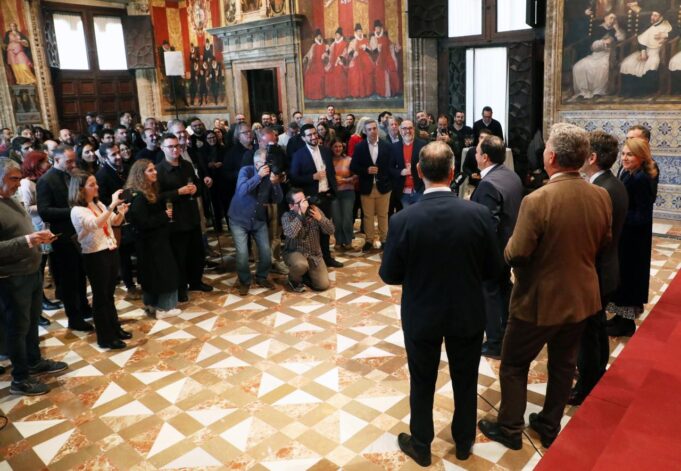 Juanfran Pérez Llorca destaca la labor de los medios de comunicación valencianos en las fiestas navideñas