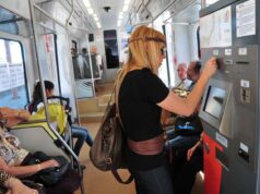 La Generalitat prorroga hasta 2026 los precios del transporte público y la gratuidad para menores y afectados por la Dana