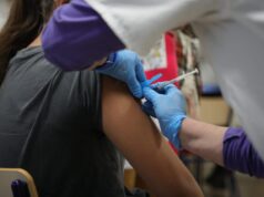 Sanidad refuerza la contratación con 273 nuevos profesionales ante el aumento de infecciones respiratorias