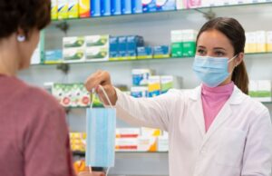 Cofares detecta un aumento del 385% en mascarillas y del 150% en test