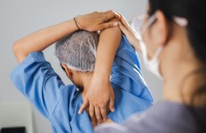 El Dr. Pablo de la Cuadra apuesta por la prevención y la rehabilitación en lesiones de hombro