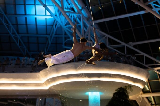 Nuevo espectáculo YCE en la Gran Laguna de Caldea