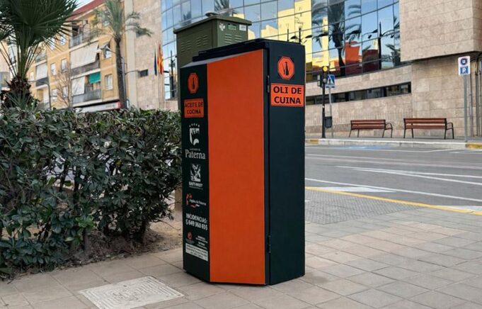 Paterna aumenta un 58% el reciclaje de aceite doméstico en dos años con casi 30,000 litros recogidos