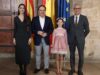 Pérez Llorca se Reúne con las Falleras Mayores de València para Resaltar la Cultura Valenciana