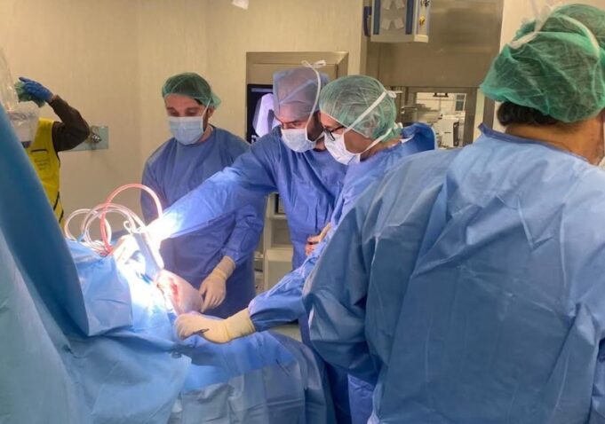 La prótesis de cadera ambulatoria permite el alta el mismo día