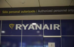 AEMA impulsa la formación financiera de los empresarios de Mairena con una sesión impartida por el decano de los Economistas de Sevilla