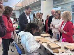 Carmen Ortí destaca la restauración de documentos en Feria Valencia tras la riada de 2024