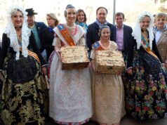 Juanfran Pérez Llorca preside la mascletà en València durante las Fallas de 2026
