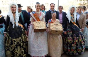 Juanfran Pérez Llorca preside la mascletà en València durante las Fallas de 2026