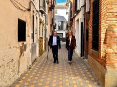 La delegada del Consell en Castellón refuerza la colaboración institucional en su visita a Benafer y Caudiel