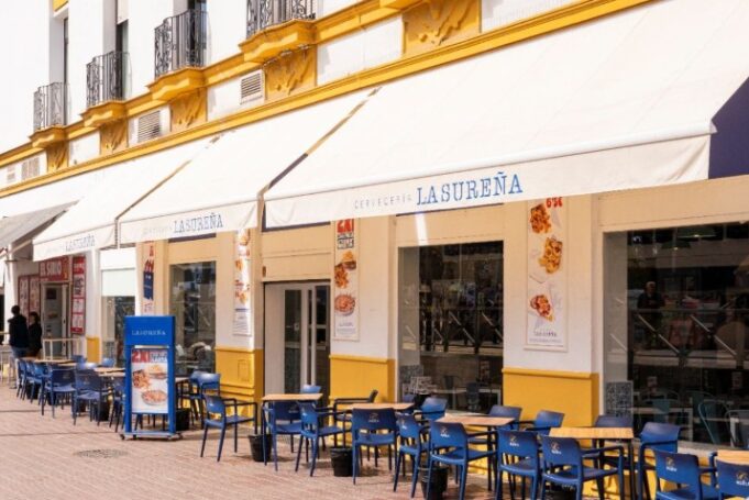 La Sureña actualiza su local en Puerta de Jerez con nuevo concepto
