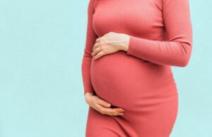 La maternidad tardía redefine las decisiones reproductivas en España