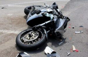 Un motorista pierde la vida en la hora crítica de la V-30 en Paterna