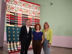 El Centre del Carme inaugura ‘The Subversive Stitch’, una exposición de María Carbonell que rinde tributo a las sufragistas británicas mediante el arte textil