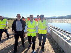 El conseller Barrachina anuncia una inversión de 6 millones de euros para la balsa de Beneixama y exige la reparación de San Diego