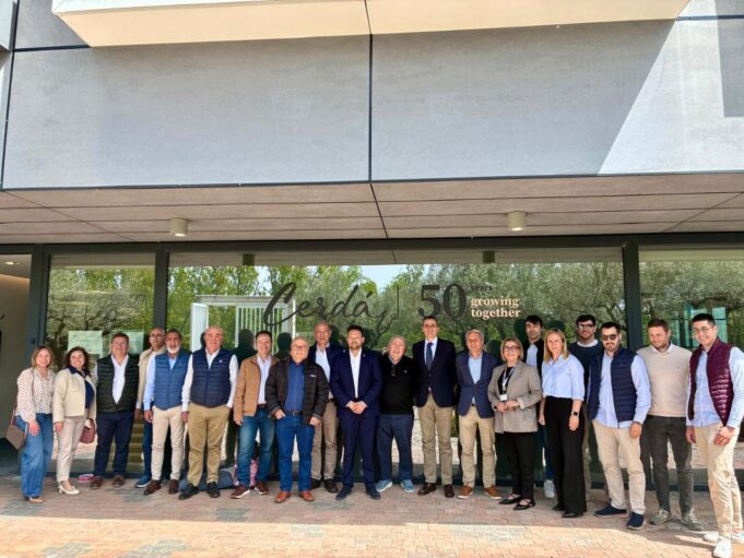 La Generalitat reafirma su apoyo al tejido empresarial de L’Olleria para fomentar la inversión y la competitividad