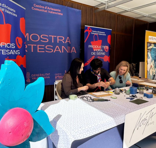 La_Generalitat_resalta_la_importancia_de_la_artesania_durante_los_Dias_Europeos_de_la_Artesania_en_la_Comunitat_Valenciana.png