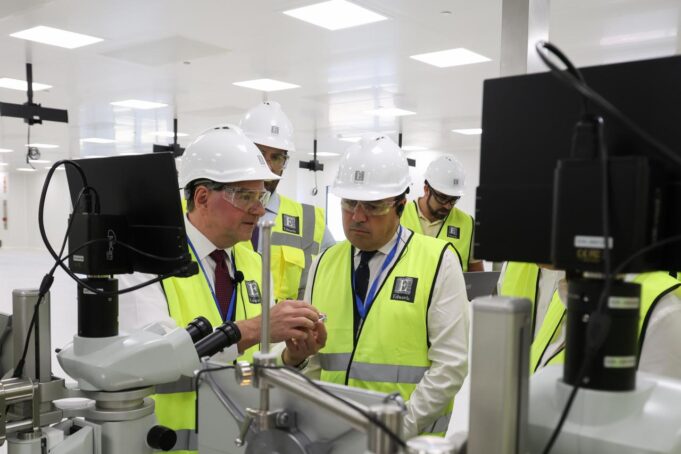 La nueva planta de Edwards Lifesciences en Moncada promete generar 1.200 empleos de calidad