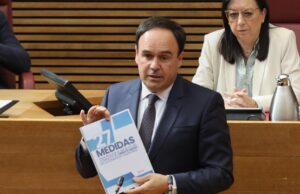 Pérez Llorca critica un decreto del Gobierno sobre regularización migrante y anuncia recursos legales por parte de la Generalitat