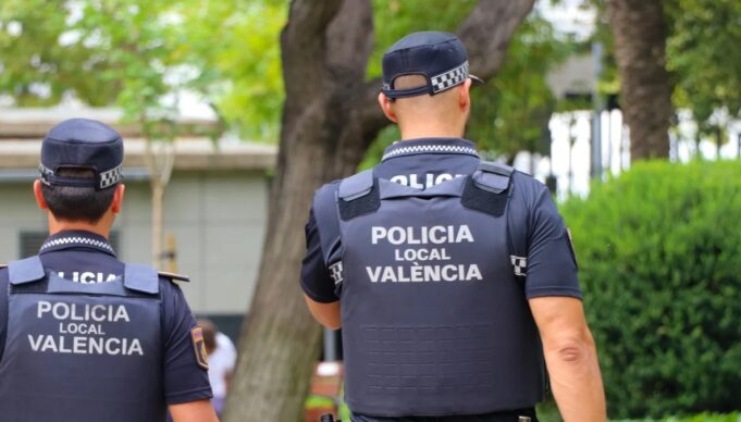 Alarma en La Ribera de Valencia: un hombre asalta a una alumna junto a su colegio