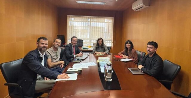 Colaboracion_entre_la_Generalitat_Valenciana_y_AVVAC_para_revitalizar_el_sector_artistico_tras_la_riada.jpg