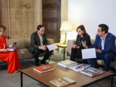El President Pérez Llorca dialoga con Costco sobre la apertura de su nuevo supermercado en Paterna