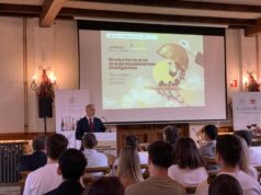 El Secretario Autonómico de Turismo Resalta el Poder Transformador de la IA en el Enoturismo en Novelda