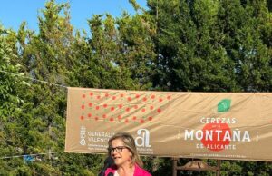 La Generalitat Valenciana reafirma su apoyo a la cereza de Alicante con nuevas ayudas para su desarrollo