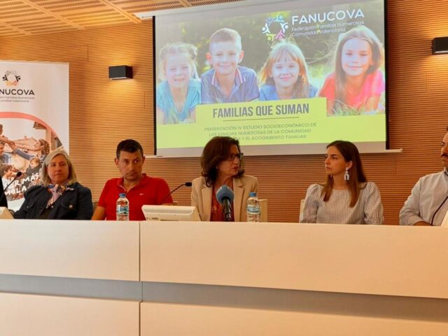 La_Generalitat_Valenciana_refuerza_el_papel_de_las_familias_en_el_desarrollo_de_los_menores.jpg