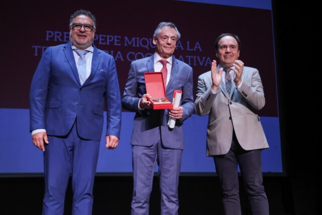 Perez_Llorca_destaca_el_papel_crucial_del_cooperativismo_en_la_creacion_de_empleo_y_la_justicia_social.jpg