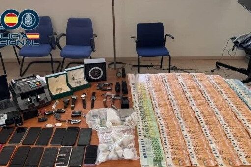 Caen en Paterna tres hombres que robaban catalizadores de coches