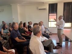 El conseller Barrachina subraya la importancia de las Oficinas Comarcales Agrarias en la integración de jóvenes agricultores en el campo valenciano