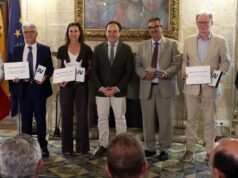 El president Pérez Llorca apuesta por el sector agroalimentario con más ayudas e inversión