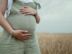El retraso de la maternidad centra las conclusiones del Mes de la Fertilidad