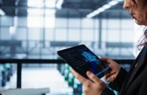 Las empresas incorporan trabajadores digitales para reforzar su estructura operativa