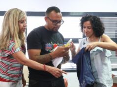 La Generalitat Valenciana distribuye kits de protección contra el calor para personas sin hogar
