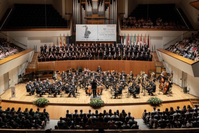 La_Generalitat_otorga_al_Certamen_Internacional_de_Bandas_de_Musica_de_Valencia_el_estatus_de_Fiesta_de_Interes_Turistico_Autonomico.jpg
